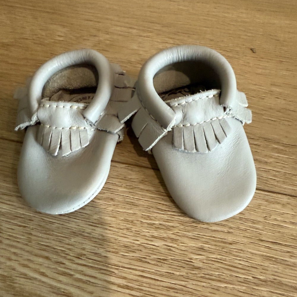 Freshly Picked Soft Leather Baby Moccasins - gray